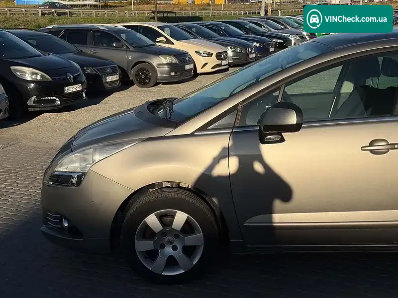 Peugeot 5008 2010, фото з оголошення 2 з 20, VIN VF30A9HR8AS311809