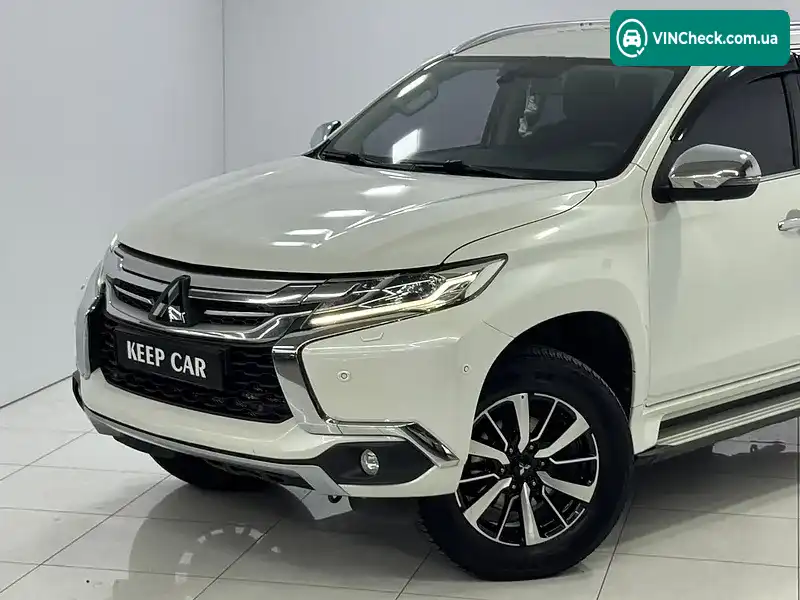 Mitsubishi Pajero Sport 2016, фото з оголошення 2 з 20, VIN MMCGUKS10GHZ01312