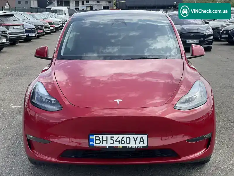 Tesla Model Y 2023, фото з оголошення 2 з 21, VIN 7SAYGDEE8PF742686
