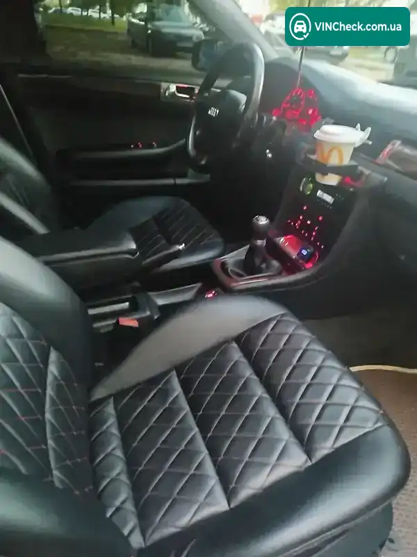 Audi A6 1998, фото з оголошення 2 з 11, VIN WAUZZZ4BZWN085974