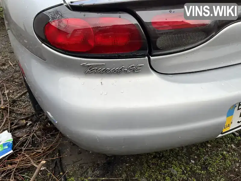Ford Taurus 1998, фото з оголошення 2 з 9, VIN 1FAFP52U2WG142715