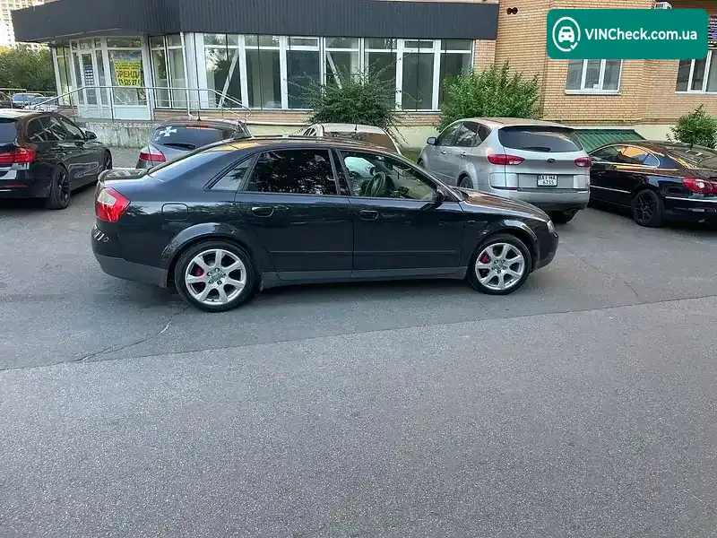 Audi A4 2002, фото з оголошення 2 з 11, VIN WAUZZZ8E22A302059