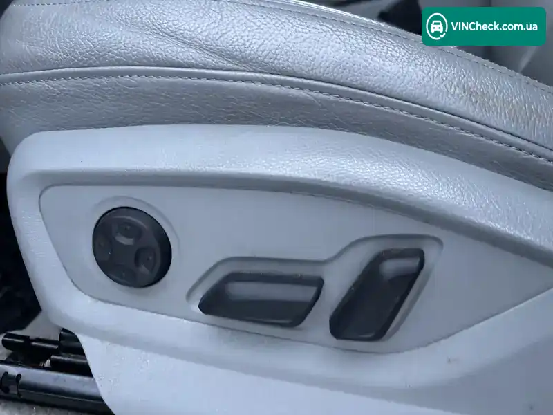 Audi Q7 2018, фото з оголошення 2 з 20, VIN WA1VAAF71JD036197