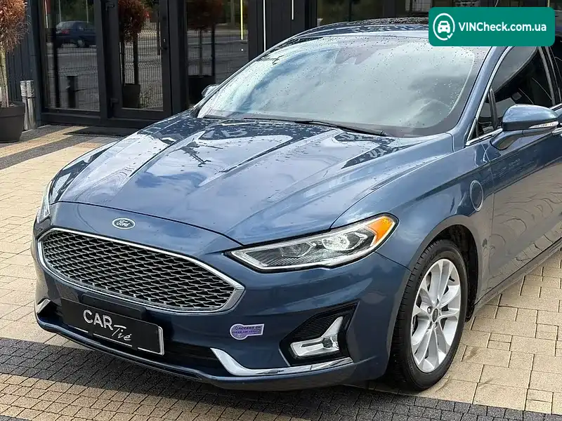Ford Fusion 2019, фото з оголошення 2 з 20, VIN 3FA6P0SU6KR251815