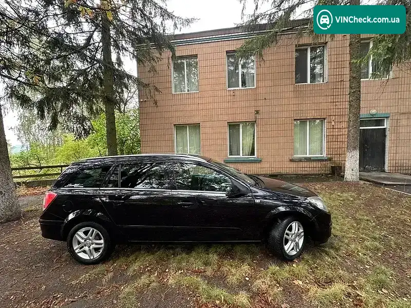 Opel Astra 2006, фото з оголошення 2 з 18, VIN W0L0AHL3575065577