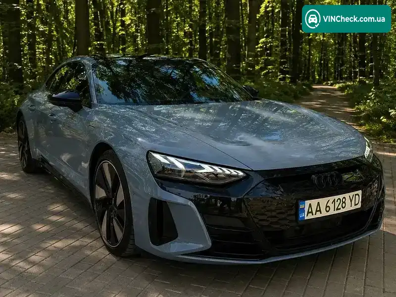 Audi e-tron GT 2021, фото з оголошення 1 з 12, VIN WAUZZZFW1N7000274