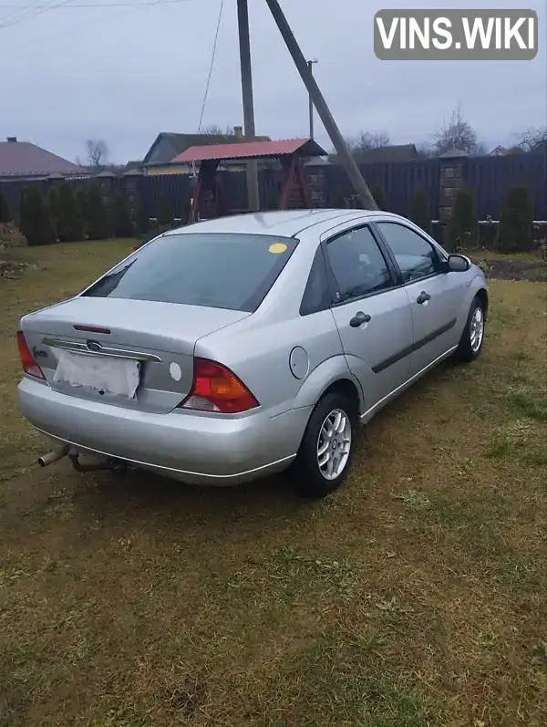 Ford Focus 2000, фото з оголошення 2 з 9, VIN WF0FXXWPDFXJ53878