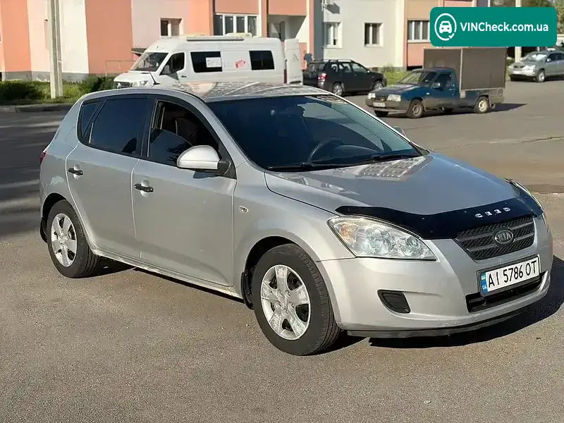 Kia Ceed 2008, фото з оголошення 1 з 21, VIN Y6LFF24228L002951