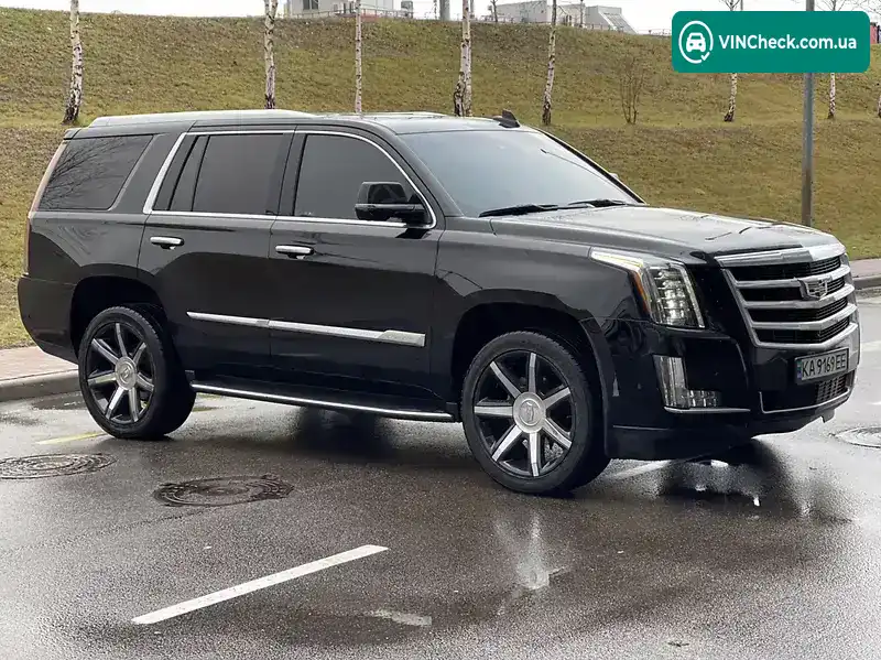 Cadillac Escalade 2018, фото з оголошення 2 з 13, VIN 1GYS4BKJ2JR345438