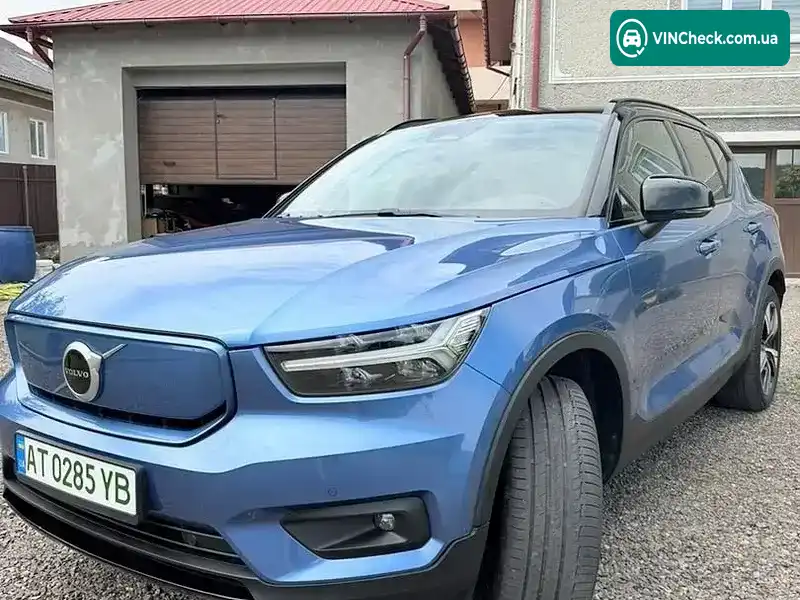 Volvo XC40 2020, фото з оголошення 1 з 20, VIN YV1XZEDVEM2522160