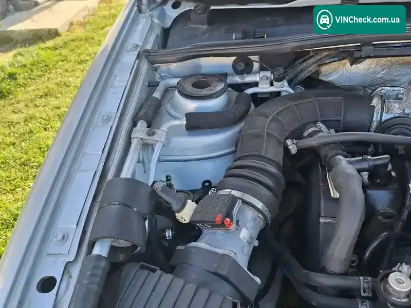 Volkswagen Passat 1996, фото з оголошення 2 з 15, VIN WVWZZZ3AZTE193697