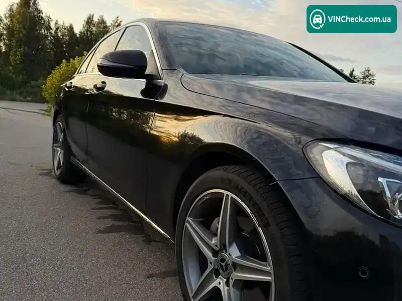 Mercedes-Benz C-Class 2017, фото з оголошення 2 з 18, VIN WDD2050041F684802