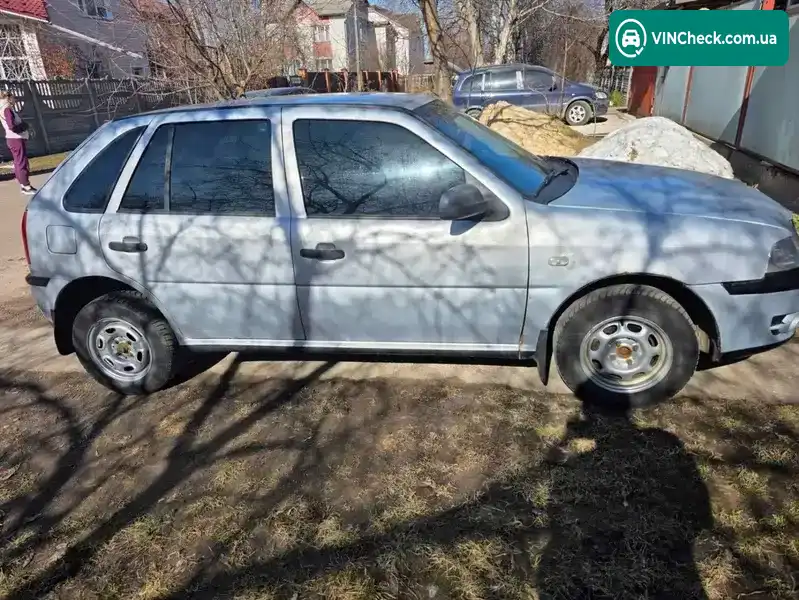 Volkswagen Pointer 2004, фото з оголошення 1 з 10, VIN 9BWCA45X35T072362