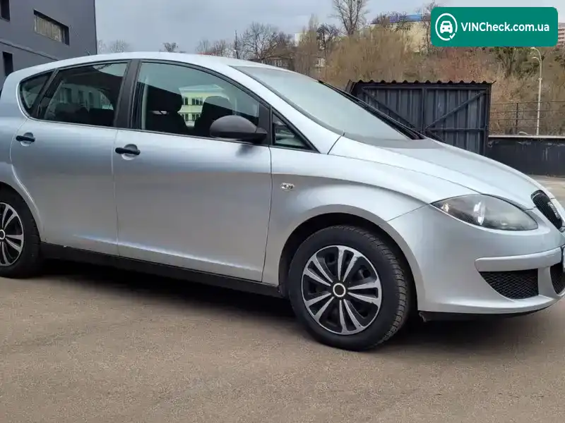 SEAT Toledo 2004, фото з оголошення 2 з 18, VIN VSSZZZ5PZ5R037245