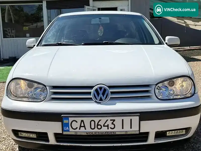 Volkswagen Golf 2000, фото з оголошення 1 з 9, VIN WVWZZZ1JZ1D309463