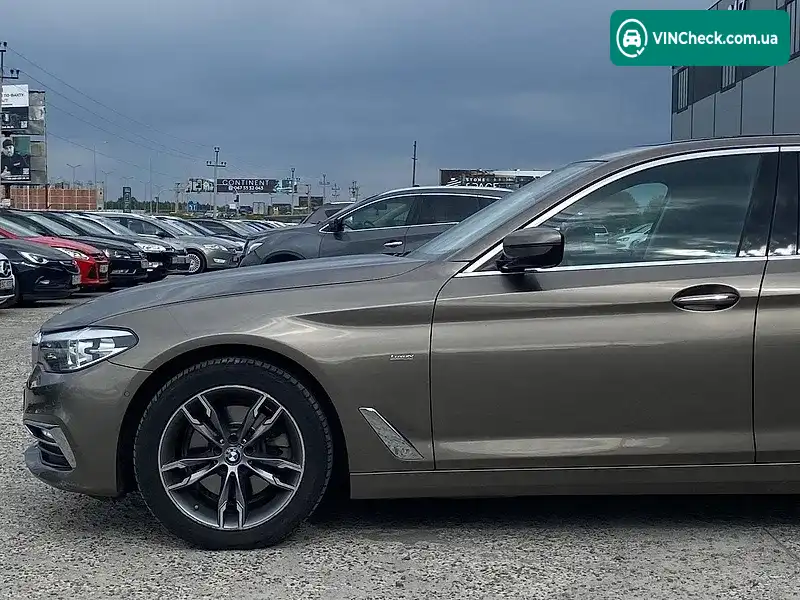 BMW 5 Series 2017, фото з оголошення 2 з 20, VIN WBAJC51050G469404