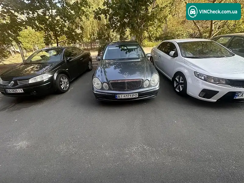 Mercedes-Benz E-Class 2005, фото з оголошення 1 з 10, VIN WDB2112421A819181