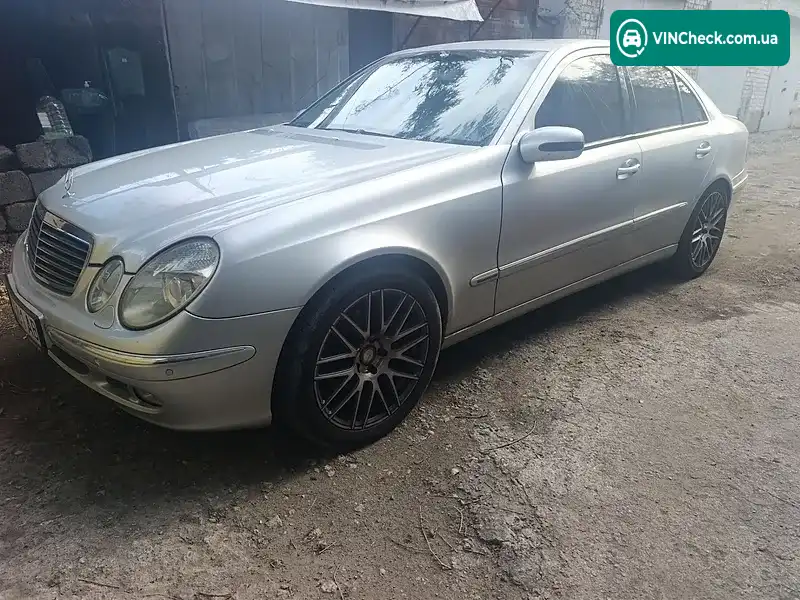Mercedes-Benz E-Class 2002, фото з оголошення 1 з 11, VIN WDB2110161A053995