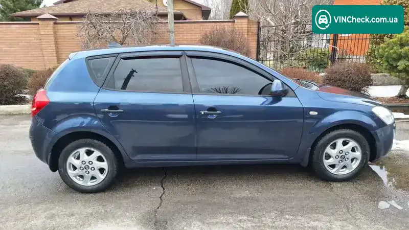 Kia Ceed 2007, фото з оголошення 2 з 21, VIN Y6LFF24127L000353