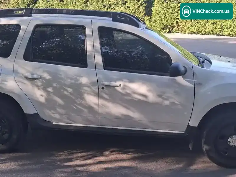 Renault Duster 2015, фото з оголошення 2 з 9, VIN VF1HSRCFN53500552