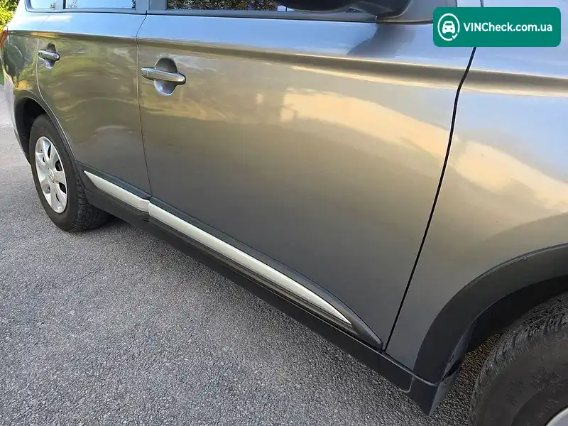 Mitsubishi Outlander 2021, фото з оголошення 2 з 20, VIN JMBXTGF2WLJ000290