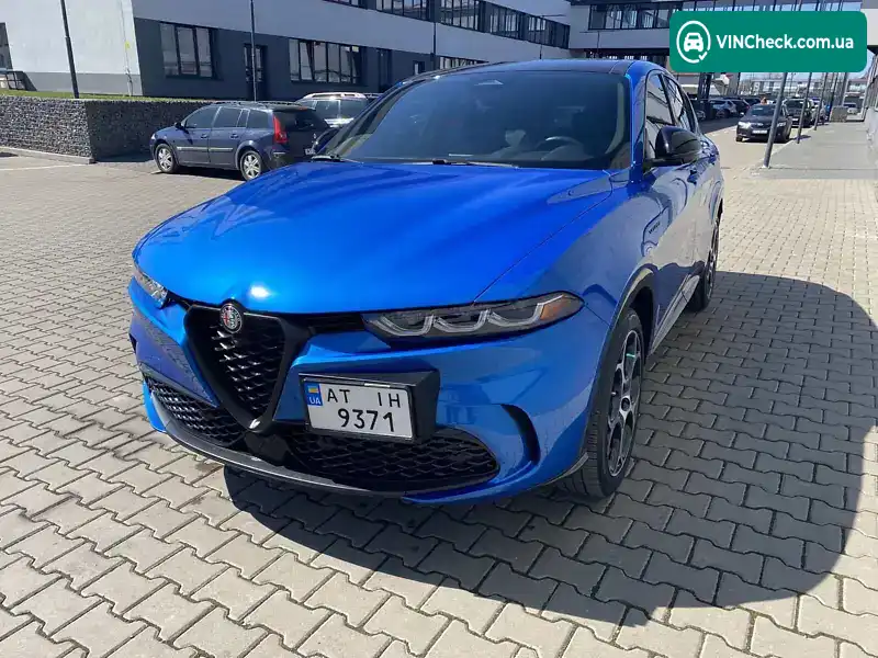 Alfa Romeo Tonale 2023, фото з оголошення 2 з 20, VIN ZASPATDW7R3034688
