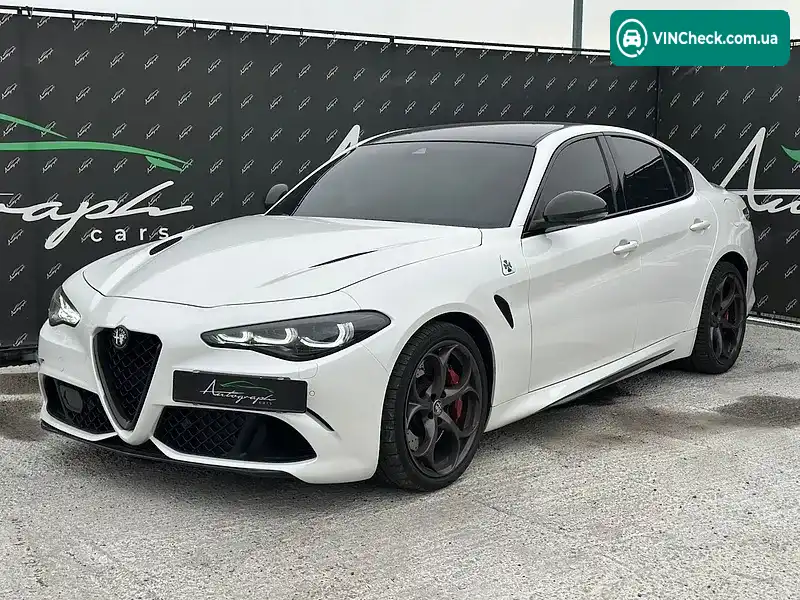 Alfa Romeo Giulia 2018, фото з оголошення 1 з 20, VIN ZARFAEAV4J7590345