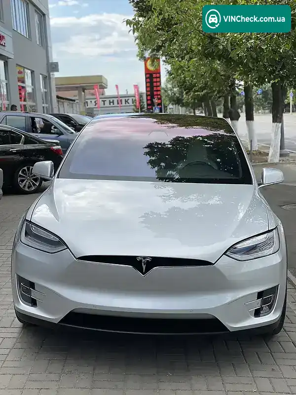 Tesla Model X 2017, фото з оголошення 2 з 20, VIN 5YJXCAE21HF061103