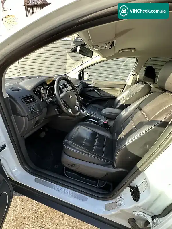 Ford Kuga 2010, фото з оголошення 2 з 20, VIN WF0RXXGCDRAP46189
