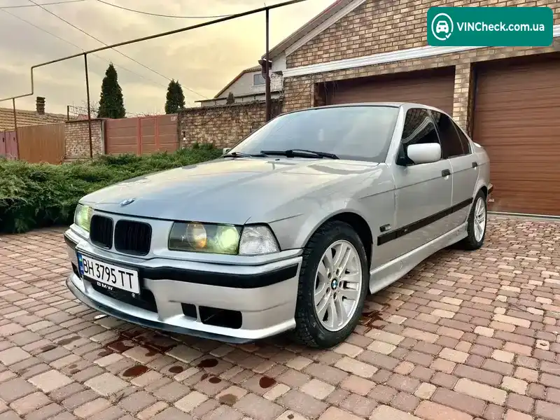 BMW 3 Series 1996, фото з оголошення 1 з 5, VIN WBACB81080AU11478