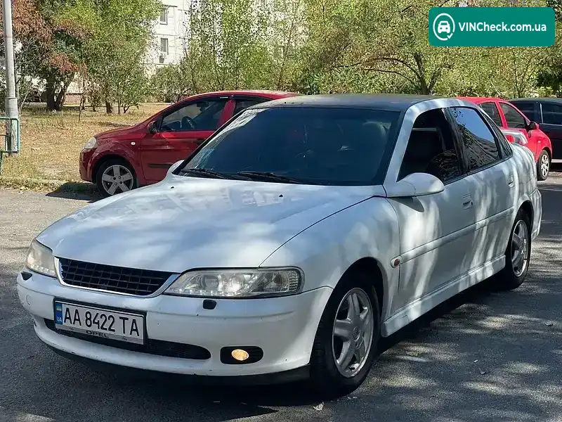 Opel Vectra 1997, фото з оголошення 1 з 20, VIN W0L000036V1076783