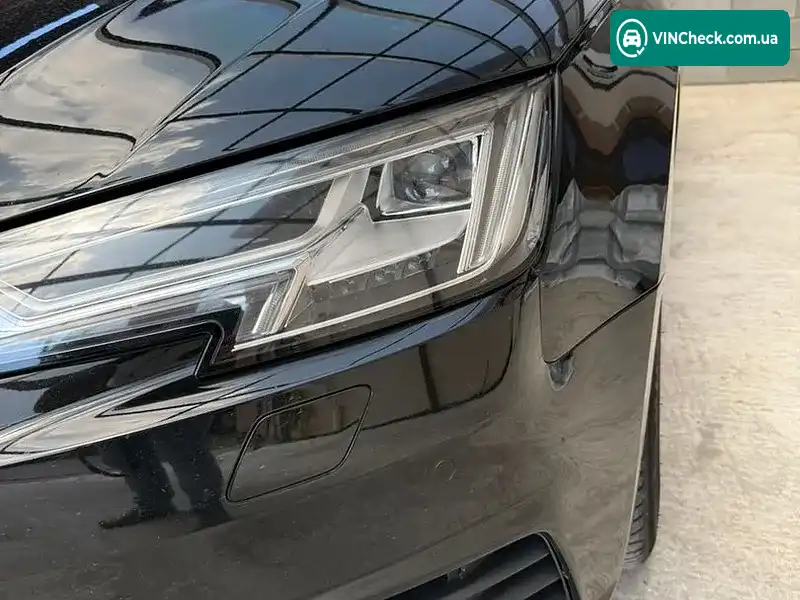 Audi A4 2018, фото з оголошення 2 з 20, VIN WAUZZZF49JA177344