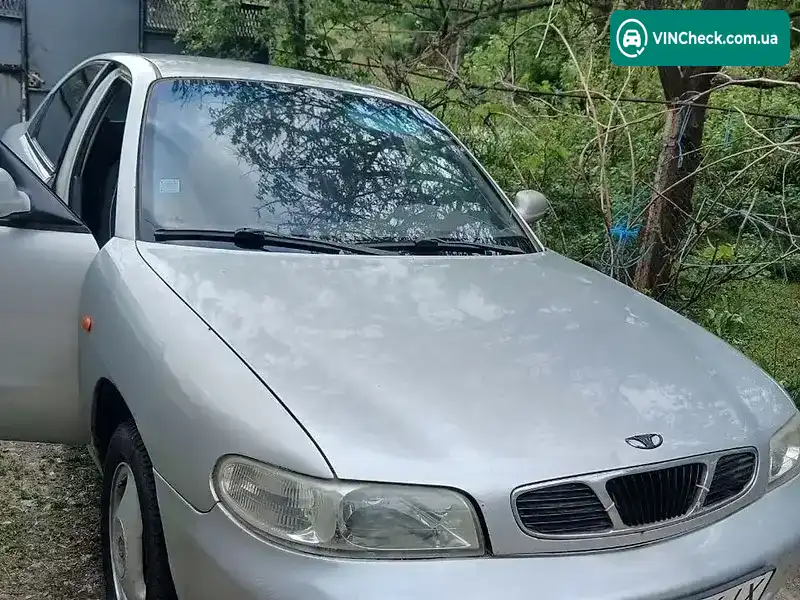 Daewoo Nubira 1998, фото з оголошення 2 з 8, VIN KLAJF696EWK174360
