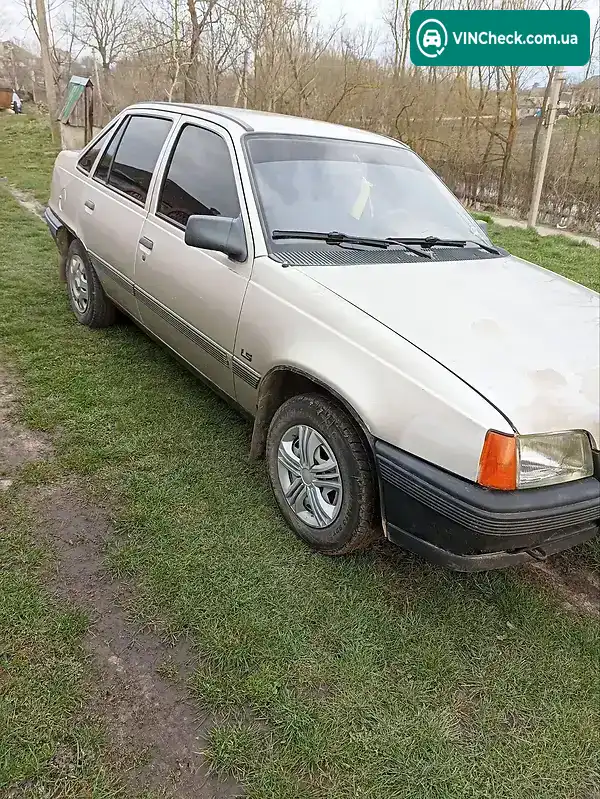Opel Kadett 1991, фото з оголошення 1 з 20, VIN W0L000039M2630762