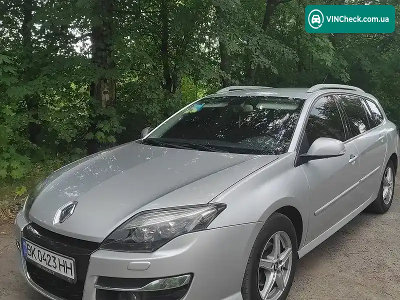 Renault Laguna 2010, фото з оголошення 2 з 20, VIN VF1KT1R0644497028