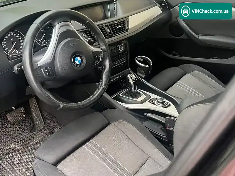BMW X1 2013, фото з оголошення 2 з 5, VIN WBAVP71050VW34235