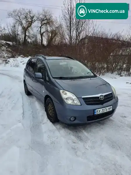 Toyota Corolla Verso 2003, фото з оголошення 1 з 16, VIN JTDEX28E400029174