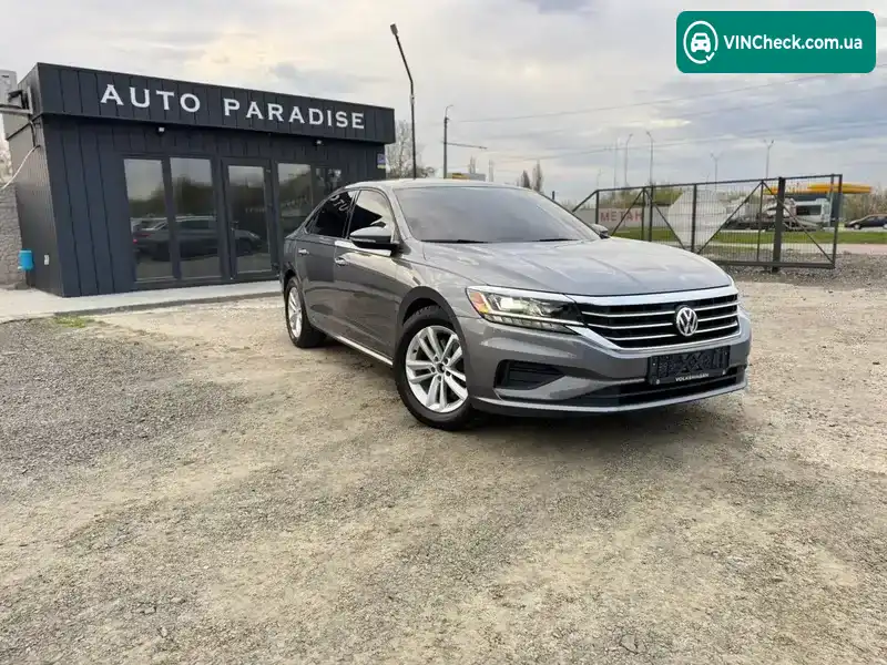 Volkswagen Passat 2019, фото з оголошення 1 з 21, VIN 1VWAA7A36LC001978