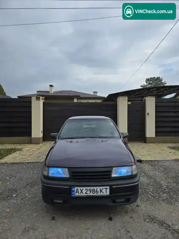 Opel Vectra 1992, фото з оголошення 1 з 18, VIN W0L000087N5092369