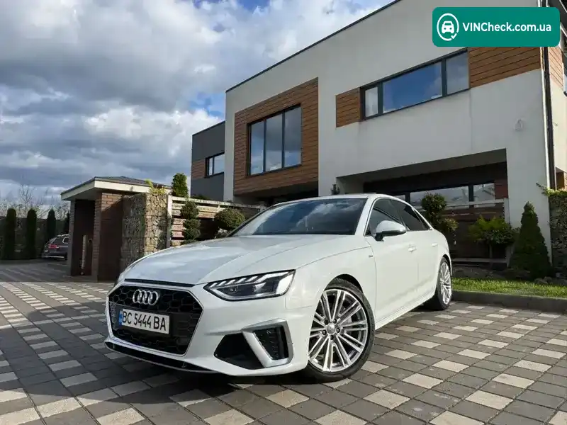 Audi A4 2018, фото з оголошення 1 з 21, VIN WAUENAF40KN001871