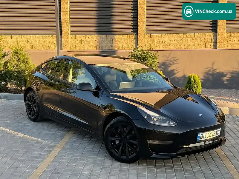 Tesla Model 3 2023, фото з оголошення 2 з 20, VIN 5YJ3E1EA7PF518494