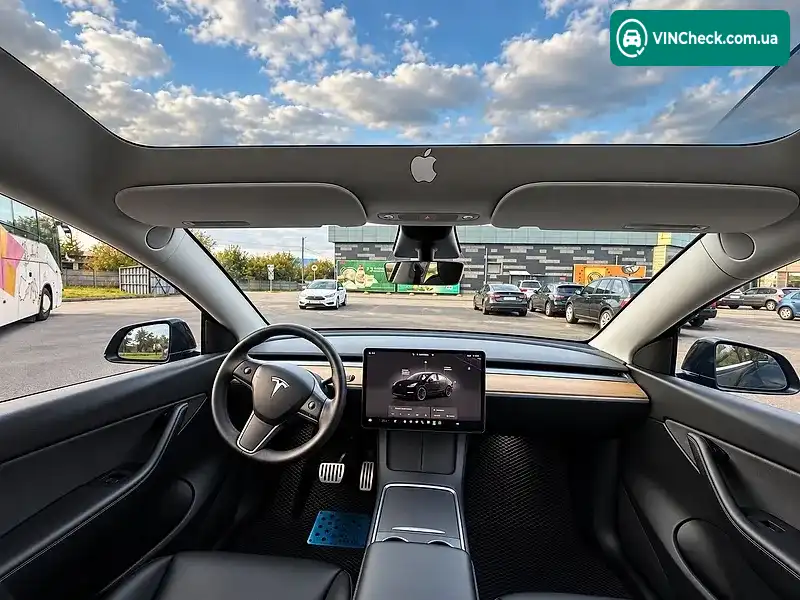 Tesla Model Y 2022, фото з оголошення 1 з 20, VIN 7SAYGDEFXNF570800