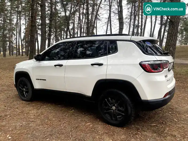 Jeep Compass 2018, фото з оголошення 2 з 20, VIN 3C4NJDAB4JT337673