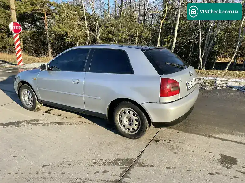 Audi A3 2000, фото з оголошення 2 з 18, VIN WAUZZZ8LZYA105674