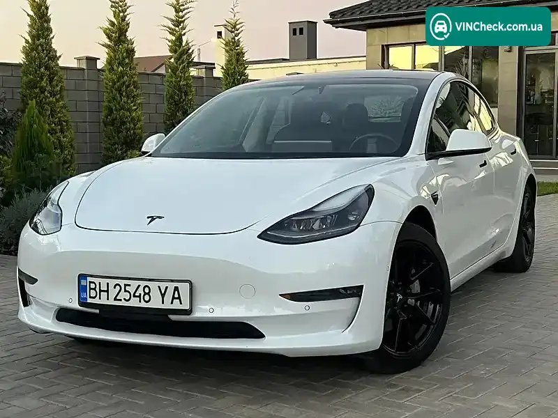 Tesla Model 3 2021, фото з оголошення 2 з 20, VIN 5YJ3E1EA1MF093950