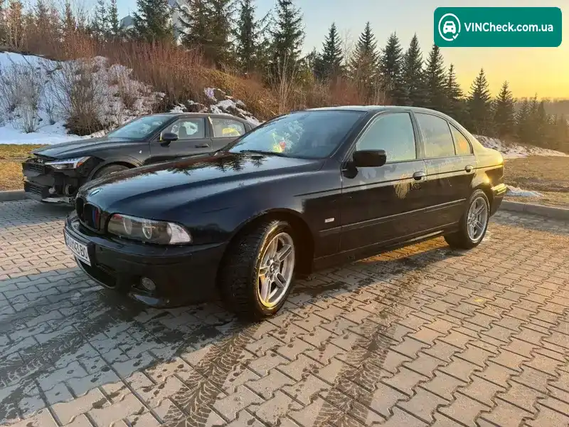 BMW 5 Series 2000, фото з оголошення 1 з 18, VIN WBADK7109C7844324