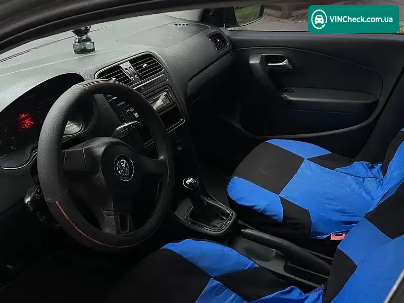 Volkswagen Polo 2013, фото з оголошення 2 з 13, VIN XW8ZZZ61ZDG051853