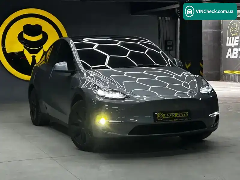 Tesla Model Y 2025, фото з оголошення 2 з 21, VIN 7SAYGAEE6SF304434