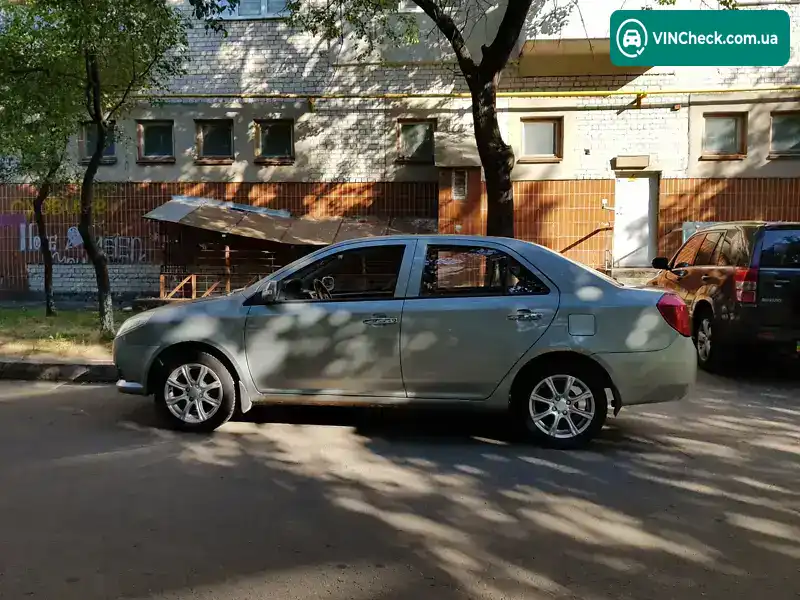 Geely MK 2012, фото з оголошення 2 з 21, VIN LB37624S6DL003287