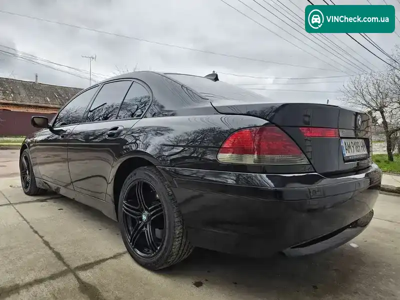 BMW 7 Series 2004, фото з оголошення 2 з 21, VIN WBAGL61020DM63531